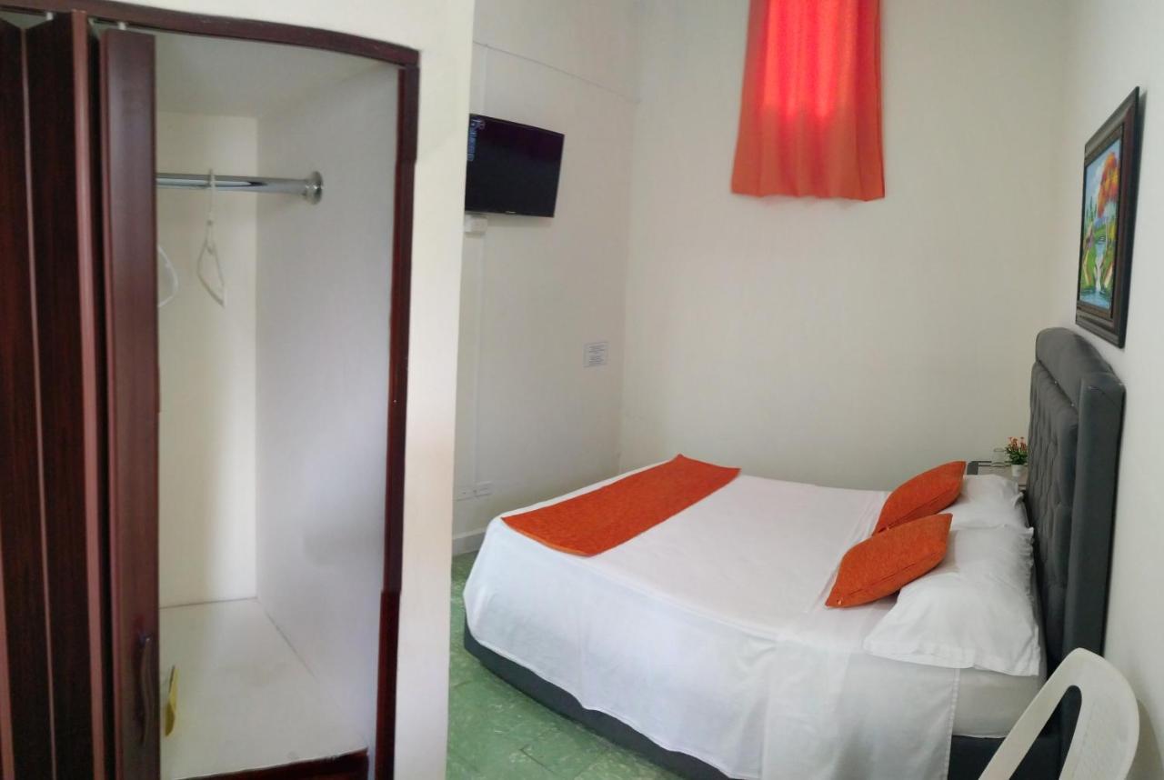 Arboleda Hostal Santo Domingo Esterno foto