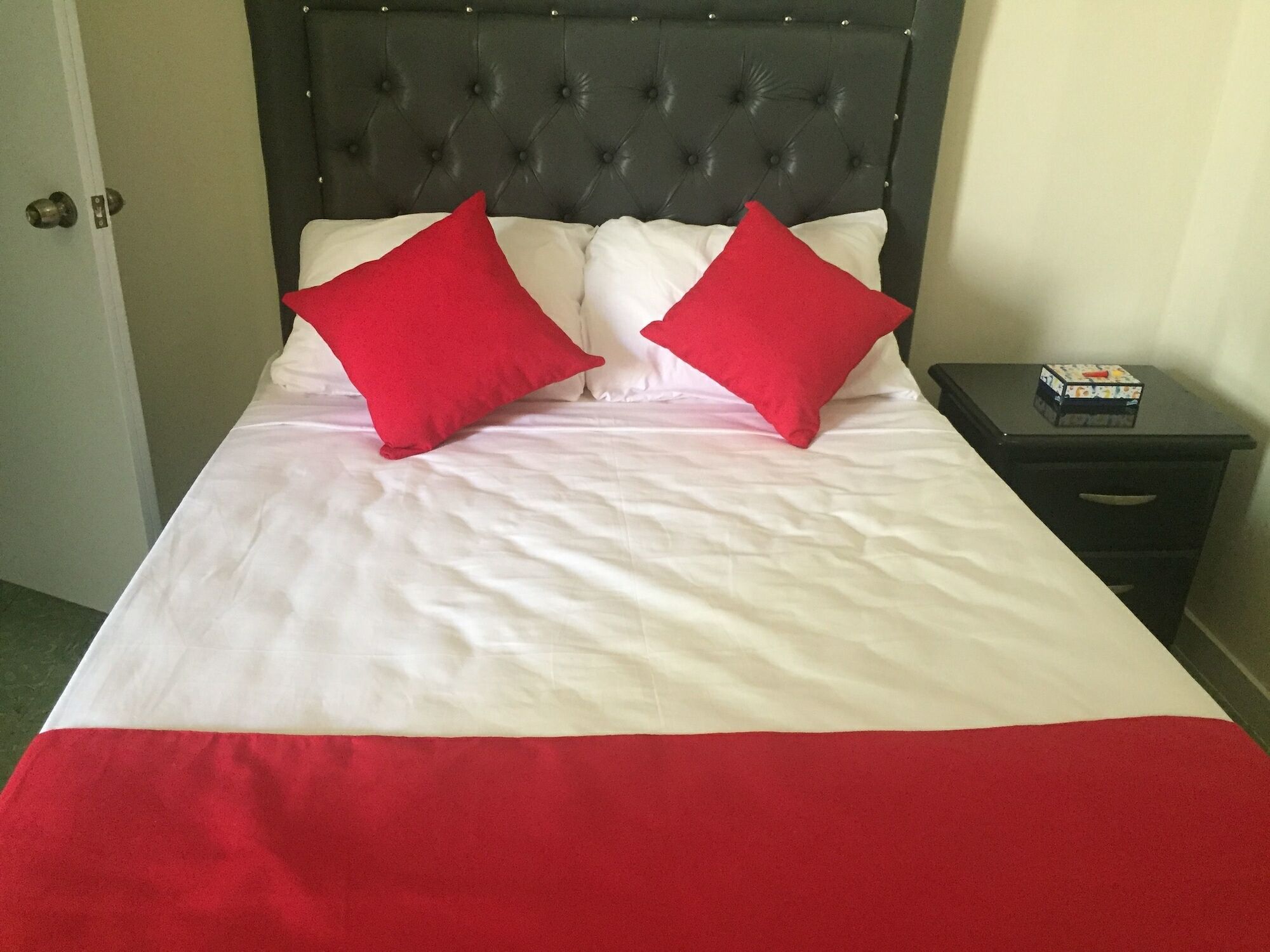 Arboleda Hostal Santo Domingo Esterno foto